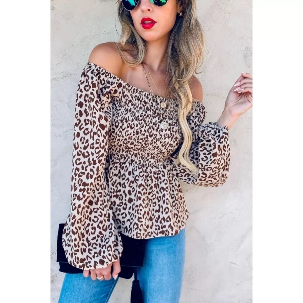 AMOLI leopard print smocked boho top size small